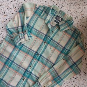 Women's plaid shirt